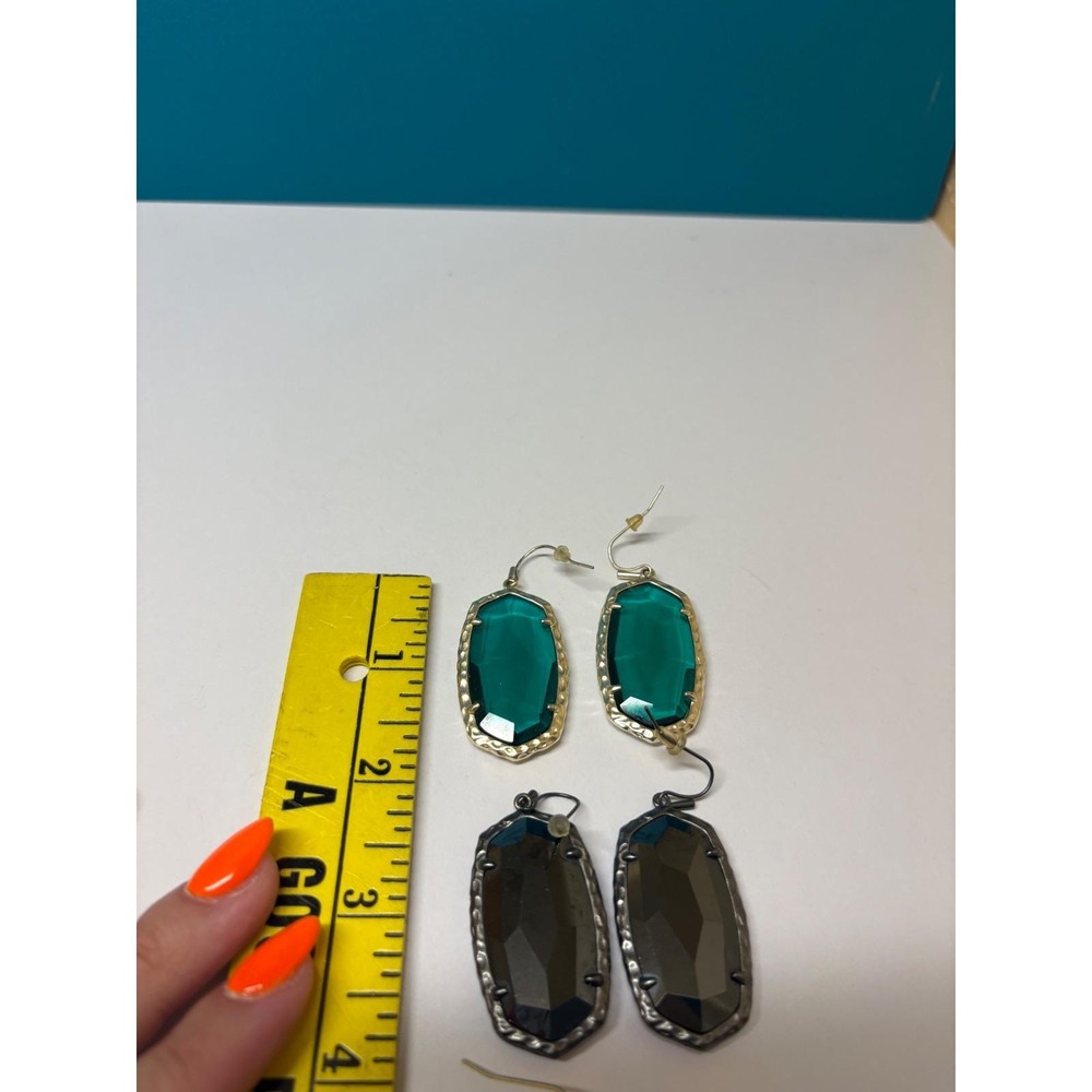 Kendra Scott Earrings Bundle 3 Pairs Danielle Elle Green Grey Red Drop Dangle - Picture 4 of 5